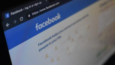 Facebook Sosyal Medya Yasasını Reddetti